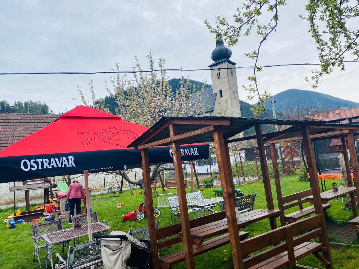 Penzion U Konika Liptovský Ján Exteriör bild